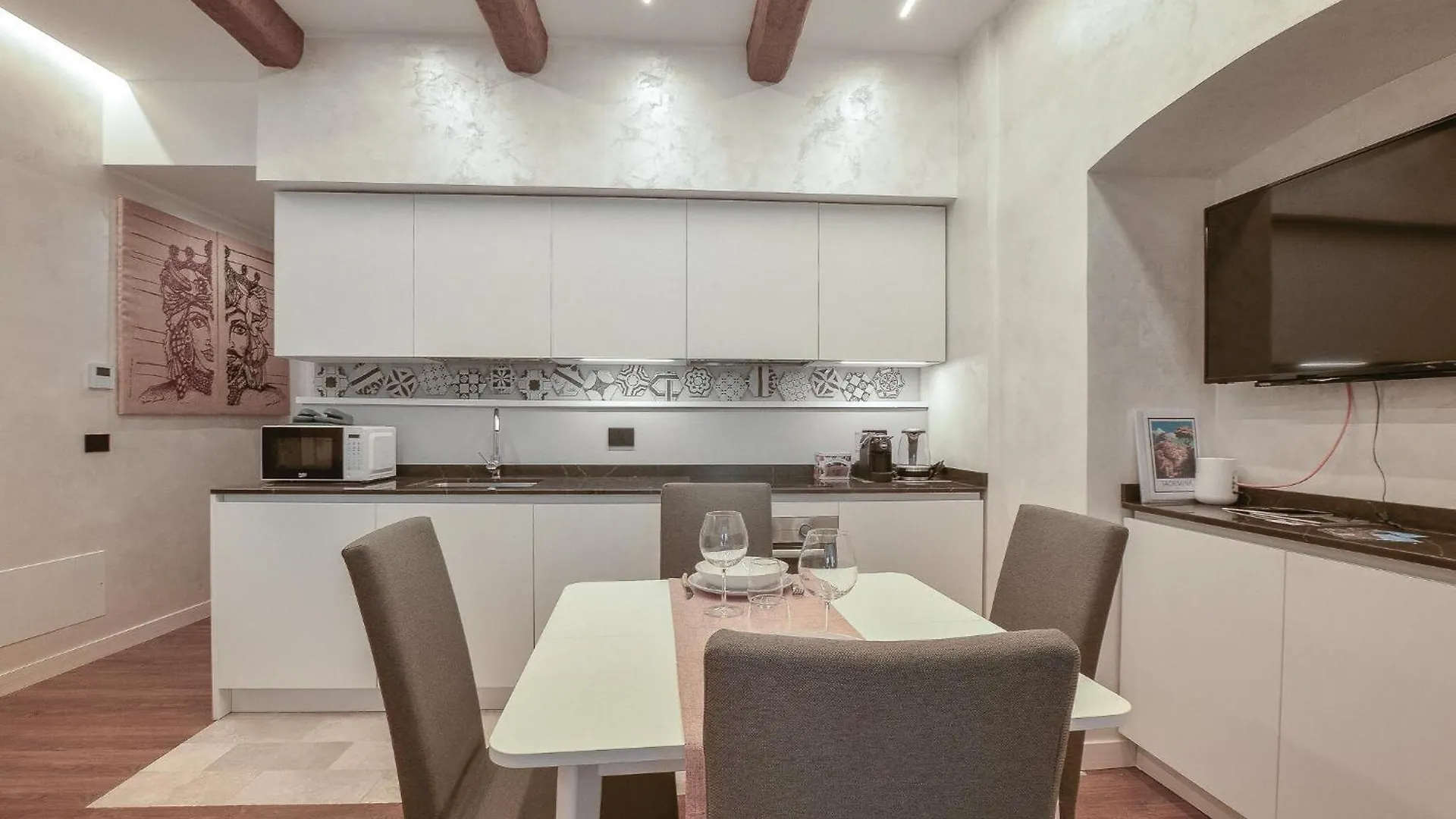 Amazing Apartment In Taormina With Kitchen