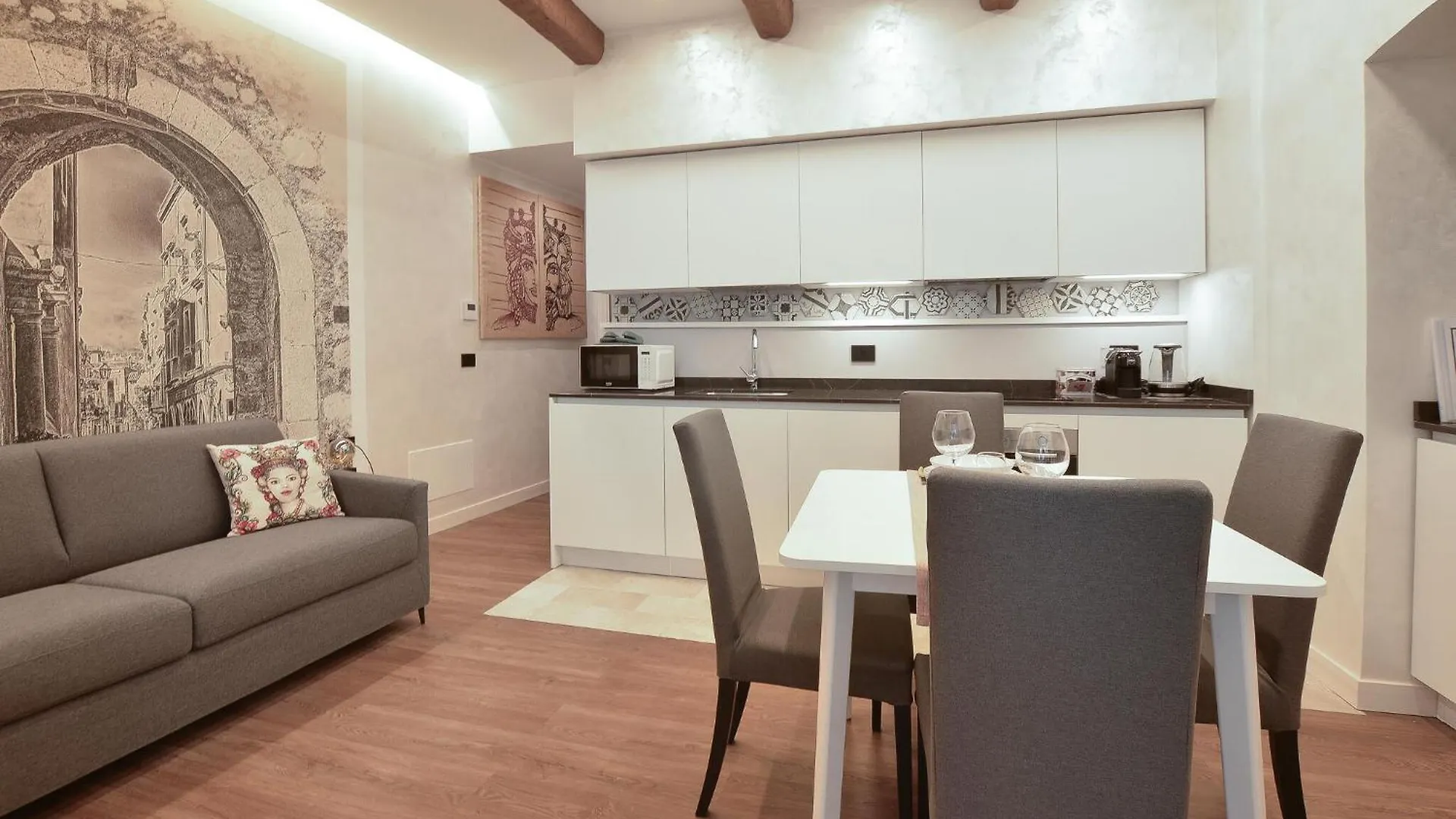 Amazing Apartment In Taormina With Kitchen